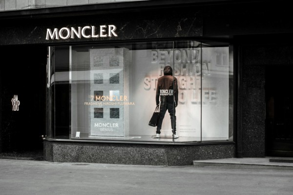 moncler outlet online