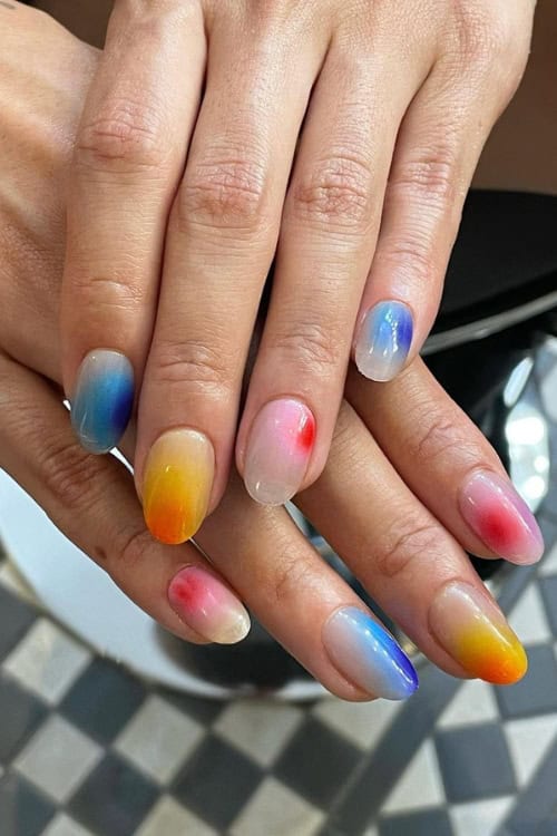 aura nails