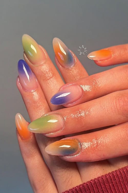 aura nails