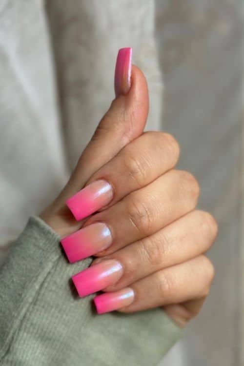 pink nails