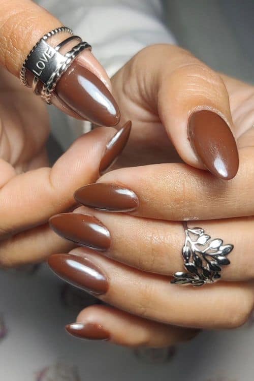 brown nails