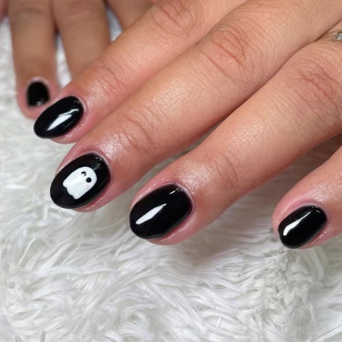 simple halloween nails