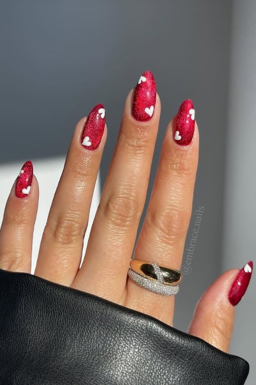 red nail designs