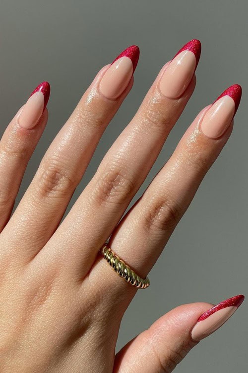 red nail designs