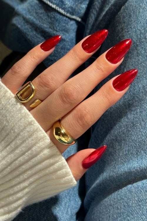 red nail designs