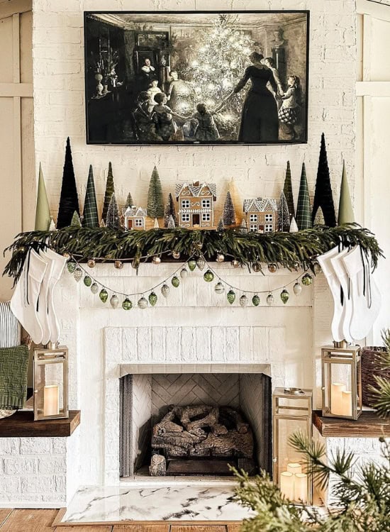 christmas mantel decor