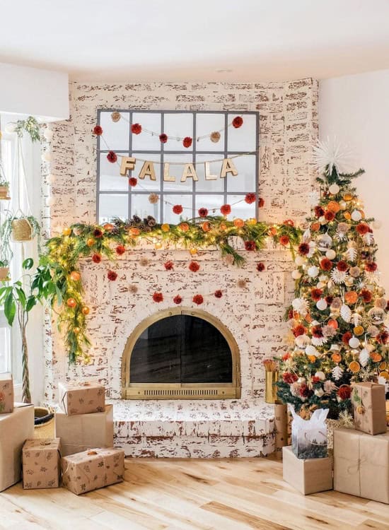 christmas mantel decor